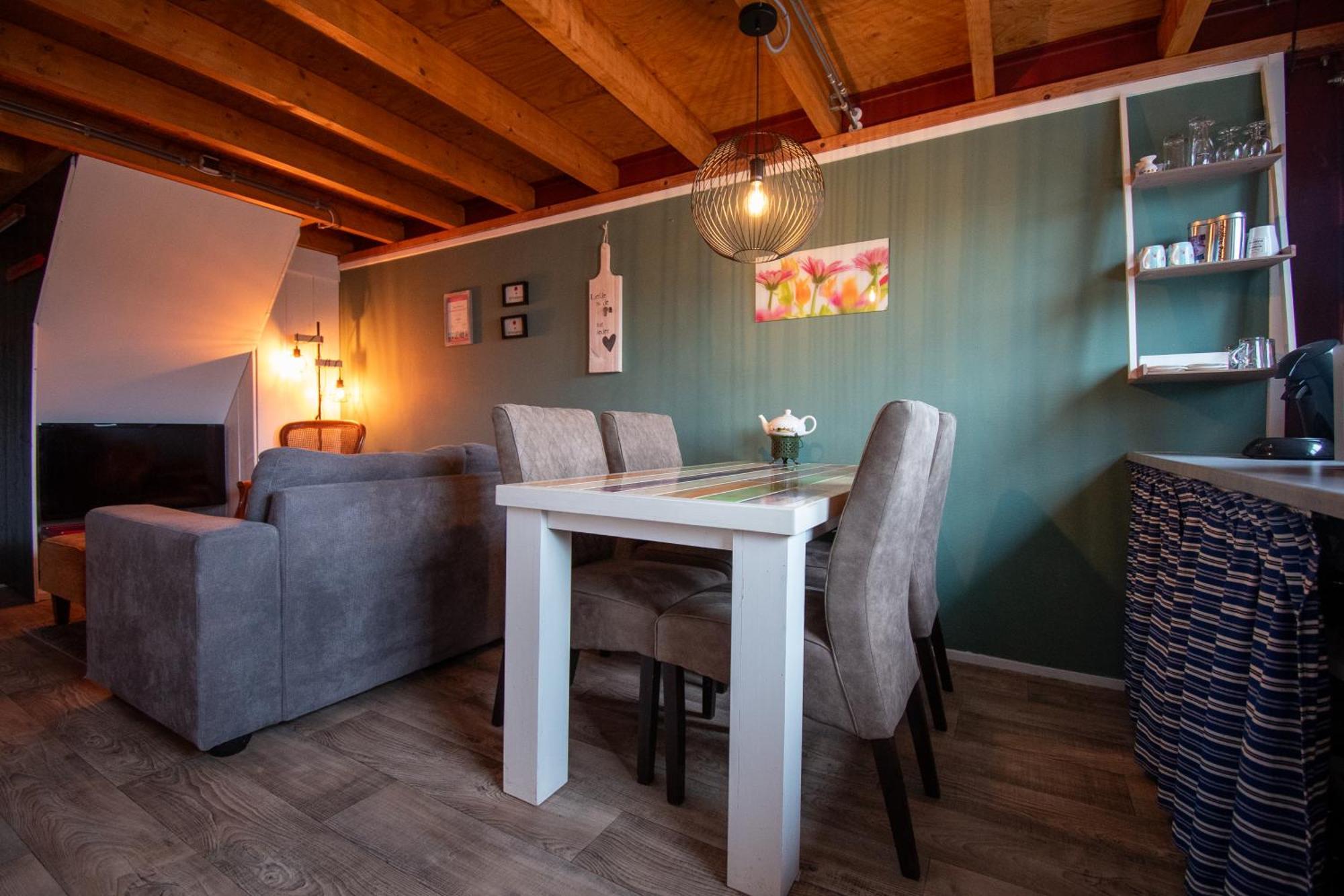 Sfeervol Appartement Het Knooppunt Nuis 외부 사진